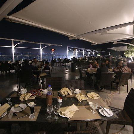 Defence Raya Golf & Country Club Hotel Lahore Exterior photo