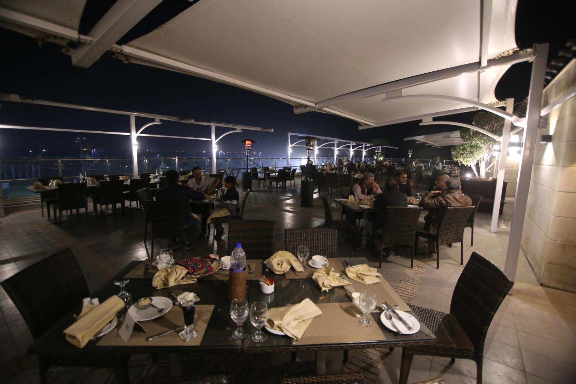 Defence Raya Golf & Country Club Hotel Lahore Exterior photo