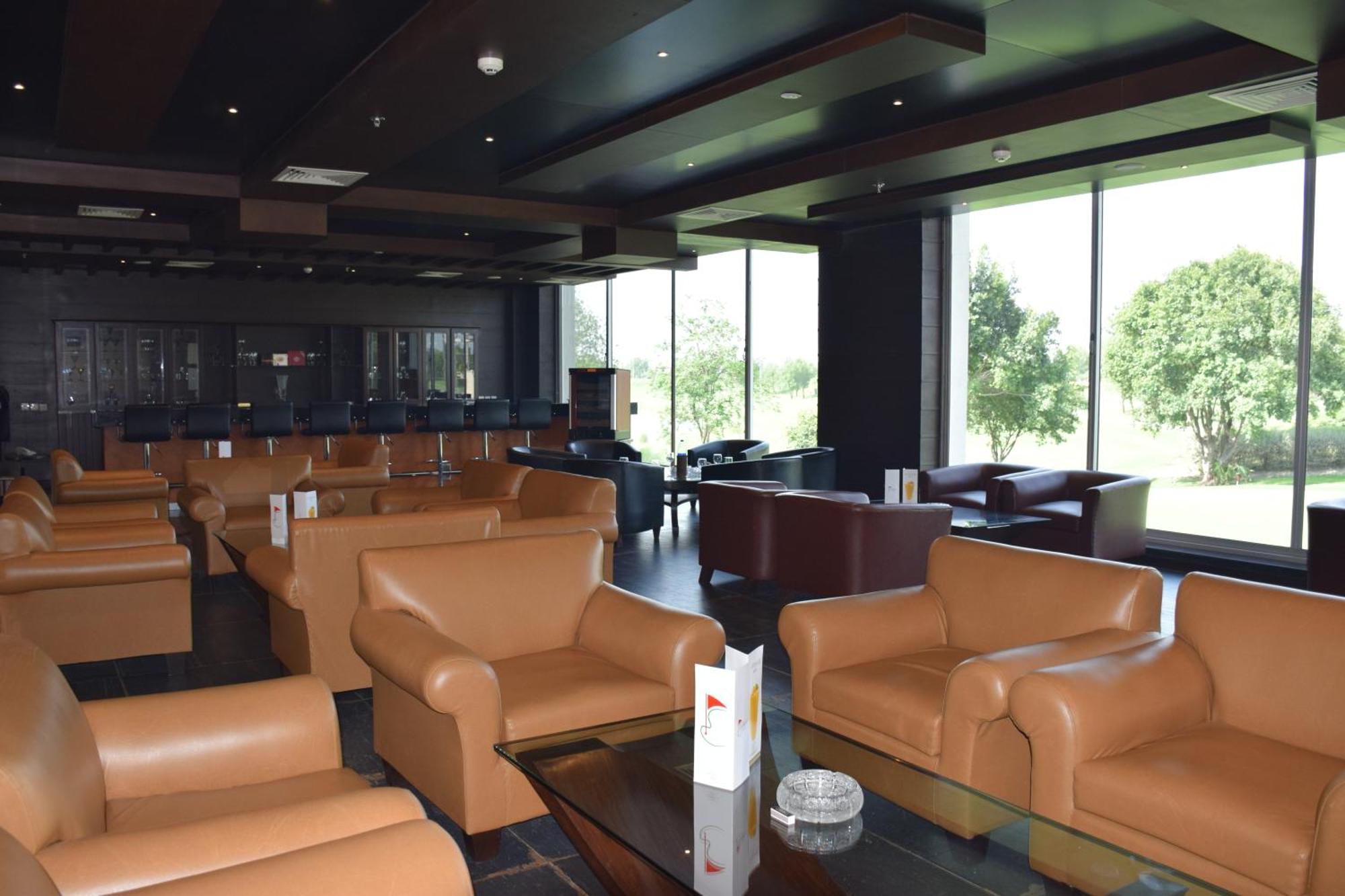 Defence Raya Golf & Country Club Hotel Lahore Exterior photo