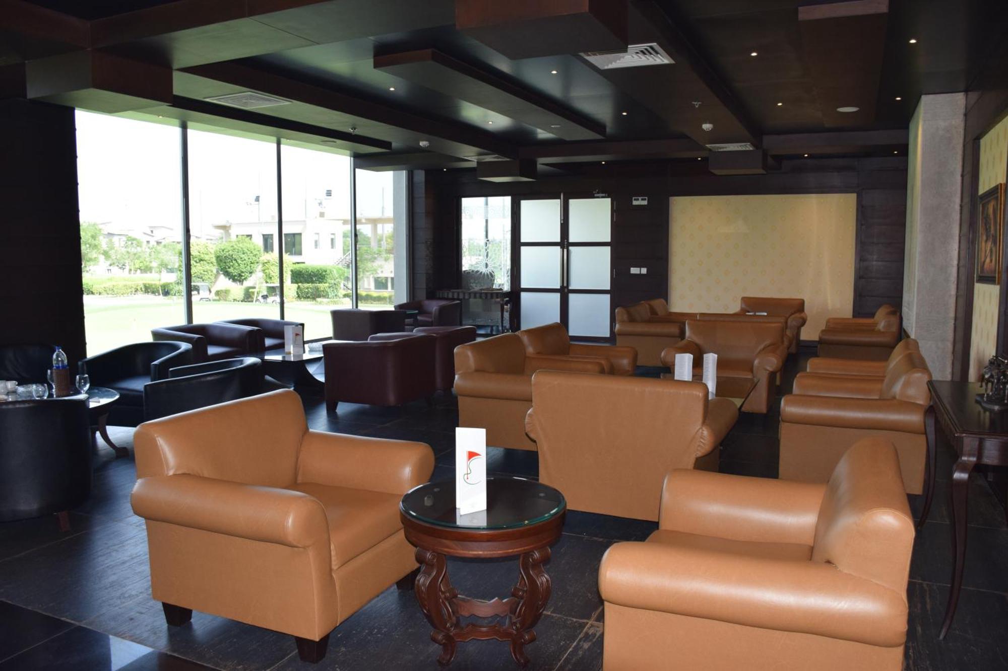 Defence Raya Golf & Country Club Hotel Lahore Exterior photo