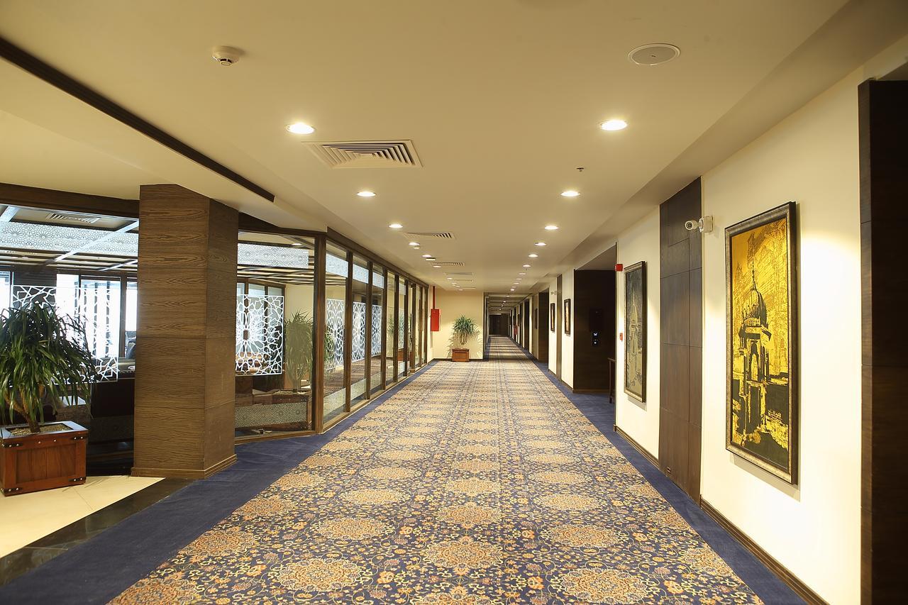 Defence Raya Golf & Country Club Hotel Lahore Exterior photo
